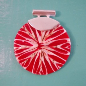 Seashell Star Red Pendant