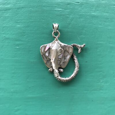 Mother of Pearl Medium Stingray Pendant
